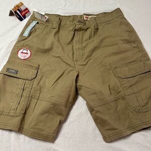 Men's Khaki Cargo Shorts